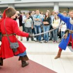 Dawny pojedynek w pokazie  studentów Instytutu Historii / Maciej Wadowski / Radio Kielce