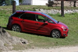 Nowy Citroen C4 Picasso / Robert Felczak / Radio Kielce