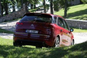 Nowy Citroen C4 Picasso / Robert Felczak / Radio Kielce