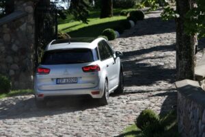 Nowy Citroen C4 Picasso / Robert Felczak / Radio Kielce