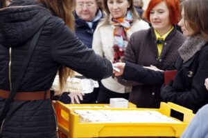 Dzień Papieski przy Bazylice Katedralnej / Stanisław Blinstrub / Radio Kielce