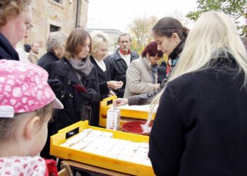 Obchodzimy Dzień Papieski. Będzie można wesprzeć stypendystów