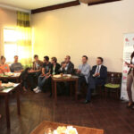 Pierwsze spotkanie dyskusyjne młodych ludzi w ramach projektu „Młodzieżowe Kawiarenki Obywatelskie” / Wojciech Habdas / Radio Kielce