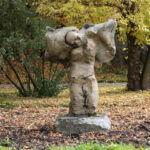 Jesień w Kielcach. Rzeźby przy ul. Staszica. / Wojciech Habdas / Radio Kielce