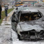 Samochód osobowy marki Renault zapalił się dziś przed godziną 11.00 na Alei IX Wieków Kielc / Wojciech Habdas / Radio Kielce