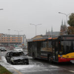 Samochód osobowy marki Renault zapalił się dziś przed godziną 11.00 na Alei IX Wieków Kielc / Wojciech Habdas / Radio Kielce
