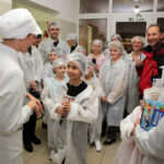 Wizyta w Piekarni Pod Telegrafem. Dzień Dobry Dzieci (27.10.2013.) / Wojciech Habdas / Radio Kielce