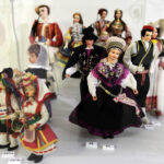 3.10.2013 Wystawa "Lalki - prezenty w odpowiedzi na listy" w Muzeum Zabawek i Zabawy / Wojciech Habdas / Radio Kielce