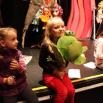 Nasza wizyta w Teatrze Lalki i Aktora Kubuś w Kielcach, Dzień Dobry Dzieci - 6 października 2013 / Wojciech Habdas / Radio Kielce