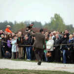 Hubertus Świętokrzyski w Tokarni. Pokaz sokolniczy. / Wojciech Habdas / Radio Kielce