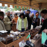 Hubertus Świętokrzyski w Tokarni. Imprezie towarzyszył kiermasz. / Wojciech Habdas / Radio Kielce