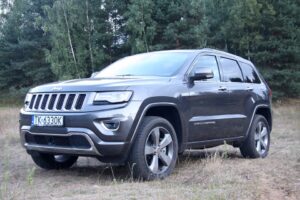 Czwarta generacja modelu Grand Cherokee / Robert Felczak / Radio Kielce