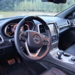 Czwarta generacja modelu Grand Cherokee / Robert Felczak / Radio Kielce