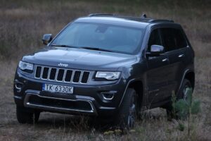 Czwarta generacja modelu Grand Cherokee / Robert Felczak / Radio Kielce