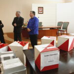 Otwarcie urn z głosami na projekty budżetu obywatelskiego / Kamil Król / Radio Kielce