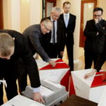 Otwarcie urn z głosami na projekty budżetu obywatelskiego / Kamil Król / Radio Kielce