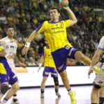 Fragment meczu Vive Targi - Gaz System Pogoń Szczecin / Kamil Król / Radio Kielce