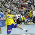 3. kolejka Ligi Mistrzów piłkarzy ręcznych: mecz Orlen Wisła Płock - Vive Targi Kielce / Kamil Król / Radio Kielce