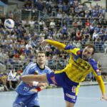 3. kolejka Ligi Mistrzów piłkarzy ręcznych: mecz Orlen Wisła Płock - Vive Targi Kielce / Kamil Król / Radio Kielce