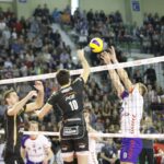 Fragment meczu Effector Kielce - Skra Bełchatów / Kamil Król / Radio Kielce