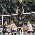 Fragment meczu Effector Kielce - Skra Bełchatów / Kamil Król / Radio Kielce