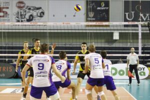 Fragment meczu Effector Kielce - Lotos Trefl Gdańsk / Kamil Król / Radio Kielce