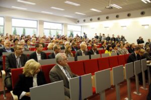 Otwarcie Biblioteki Uniwersyteckiej - aula w bibliotece / Stanisław Blinstrub / Radio Kielce