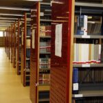 Otwarcie Biblioteki Uniwersyteckiej - półki z książkami / Stanisław Blinstrub / Radio Kielce