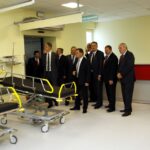 Zwiedzanie oddziału przez zaproszonych gosci / Stanisław Blinstrub / Radio Kielce