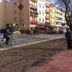 Ulica Polna w Ostrowcu ponownie przejezdna. Olbrzymią dziurę w jezdni udało się zasypać / Teresa Czajkowska / Radio Kielce