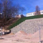 Ulica Polna w Ostrowcu ponownie przejezdna. Olbrzymią dziurę w jezdni udało się zasypać / Teresa Czajkowska / Radio Kielce