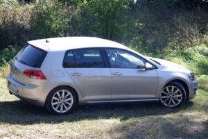 Volkswagen Golf 7 - 2013 World Car of the Year / Robert Felczak / Radio Kielce