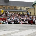Ogólnopolski Festiwal Zespołów Artystycznych Wsi Polskiej Kielc 2013 / Stanisław Blinstrub / Radio Kielce