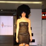 Kolekcje młodych projektantów podczas Off Fashion. / Piotr Michalski / Radio Kielce