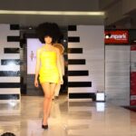 Kolekcje młodych projektantów podczas Off Fashion. / Piotr Michalski / Radio Kielce