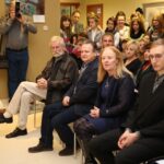 Uczestnicy konkursu plastycznego ilustrowali wiersze Tuwima.Jurorzy konkursu. / Stanisław Blinstrub / Radio Kielce