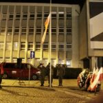 Capstrzyk przed Dniem Niepodległości - wciągnięcie flagi na maszt przy dźwiekach Hymnu RP / Stanisław Blinstrub / Radio Kielce