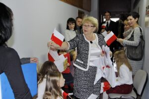 Dzień Dobry Dzieci w Święto Niepodległości z udziałem Wojewody Bożentyny Pałki-Koruby, Marszałka Adama Jarubasa i historyka z Muzeum Historii Kielc Krzysztofa Myslińskiego / Stanisław Blinstrub / Radio Kielce