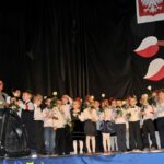 W Domu Katolickim w Sandomierzu odbyła się uroczysta akademia zorganizowana  z okazji Święta Niepodległości przez dzieci z Przedszkola Samorządowego nr 3. / Urząd Miasta w Sandomierzu