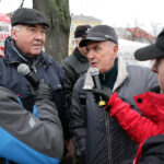 Na Rynku otwarto sztuczne lodowisko. / Radio Kielce