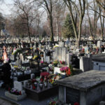 1.11.2013 Wszystkich Świętych. Z samego rana ludzi było jeszcze niewielu. / Wojciech Habdas / Radio Kielce