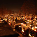 Dzień Wszystkich Świętych. Cmentarz Nowy w Kielcach. / Wojciech Habdas / Radio Kielce