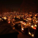 Dzień Wszystkich Świętych. Cmentarz Nowy w Kielcach. / Wojciech Habdas / Radio Kielce