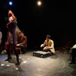 9.11.2013. 13 Przegląd Teatrów Alternatywnych. Teatr Pijana Sypialnia - Osmędeusze. / Wojciech Habdas / Radio Kielce