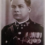 Obchody Święta Niepodległości w Wojewódzkiej Komendzie Straży Pożarnej w Kielcach. Odsłonięto tablicę pamiątkową płk Józefa Orlicza – Plebanka oficera pożarnictwa, który w latach 1930 – 1960 tworzył i rozwijał ochronę przeciwpożarową na Kielecczyźnie. / Paweł Klepka / Radio Kielce