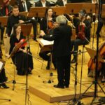 Występ orkiestry symfonicznej, złożonej z uczniów kieleckiej szkoły i Konserwatorium Muzycznego w Koszycach pod dyrekcją Bartolomeo Burasa / Kamil Król / Radio Kielce