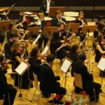 Występ orkiestry symfonicznej, złożonej z uczniów kieleckiej szkoły i Konserwatorium Muzycznego w Koszycach pod dyrekcją Bartolomeo Burasa / Kamil Król / Radio Kielce