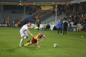 Fragment meczu Korona Kielce - Widzew Łódź / Kamil Król / Radio Kielce