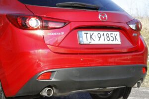 Nowa Mazda 3 / Robert Felczak / Radio Kielce