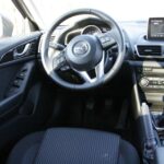 Nowa Mazda 3 / Robert Felczak / Radio Kielce